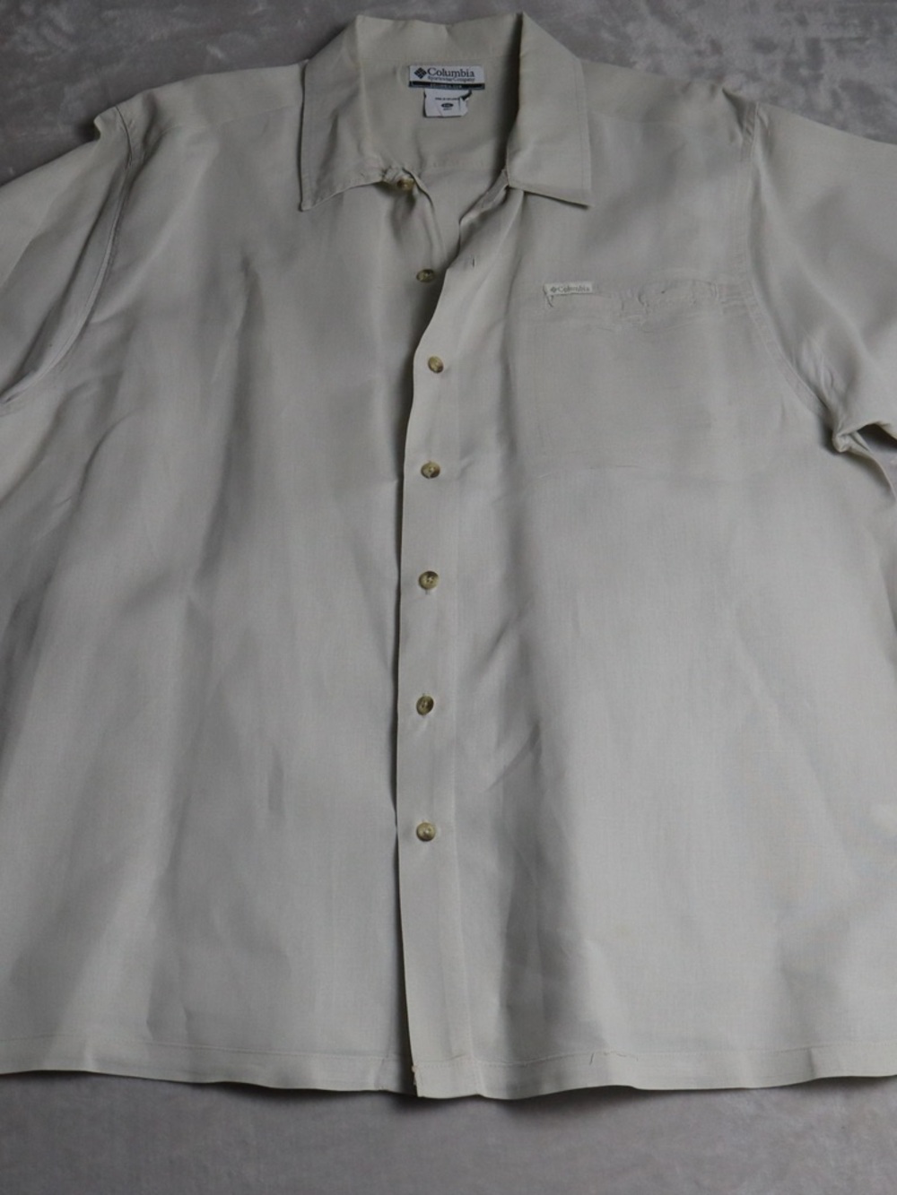 Columbia Men’s Short-Sleeve Button-Down Shirt — kawki